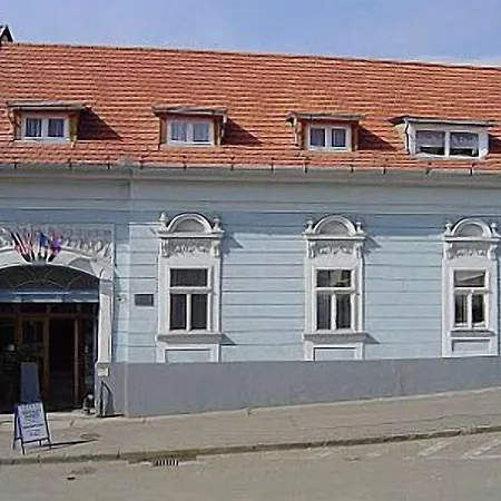 Várkapu Panzió 3* Eger